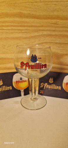 Verre bière saint - un,